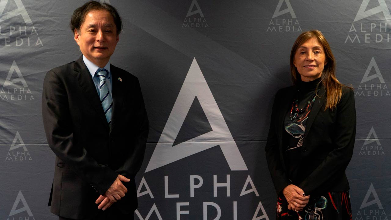 Visita del Embajador de Japón al Grupo Alpha Media